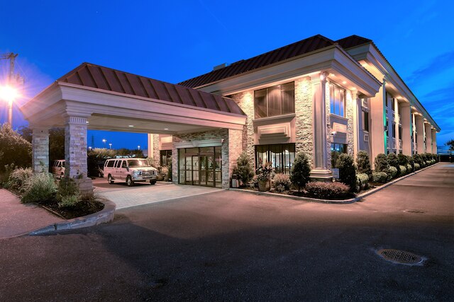 ファイブ タウンズ イン - JFK エアポート