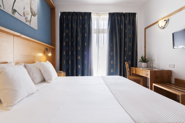 アレクサンドラ ホテル