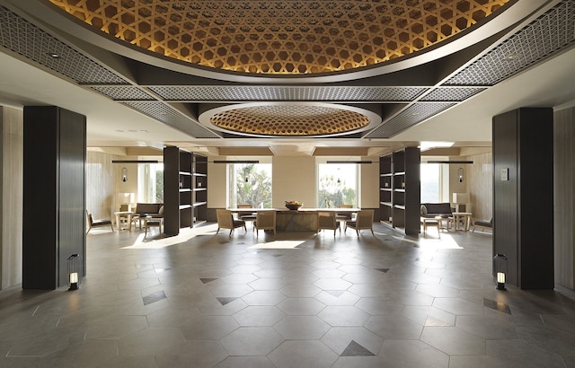 グロリア マナー