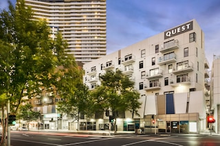 クエスト ドックランズ