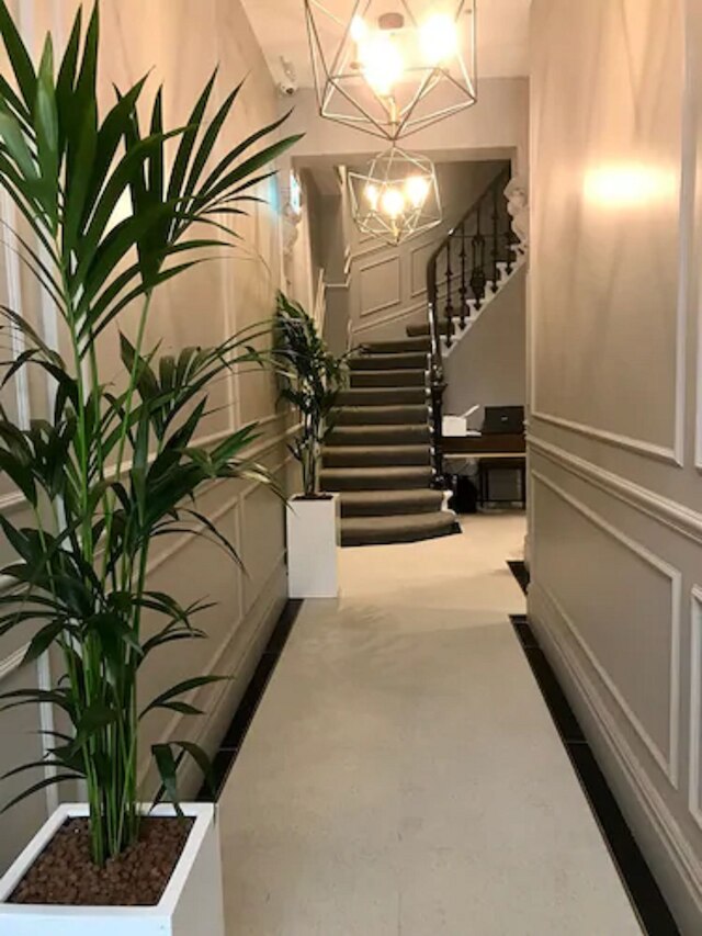 オックスフォード ホテル アールズ コート