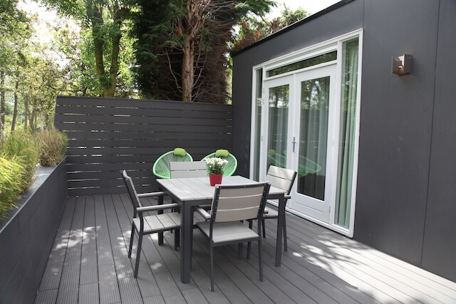 アルプ デ フェーネン ホテル