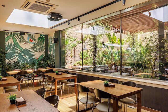 ホテル ロンダ レセップス