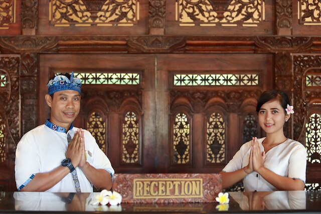 ヴィラ オンバク ホテル