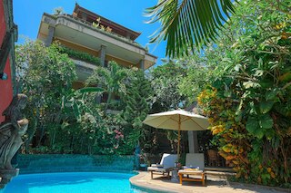 エリーズ ホテル