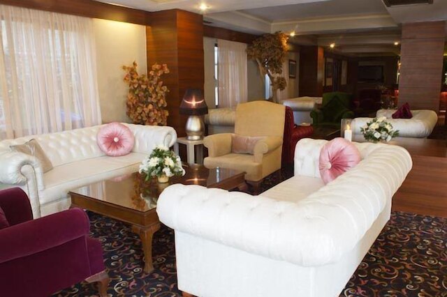 エリート ホテル カックヤリ