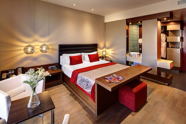 オリヴィア プラザ ホテル