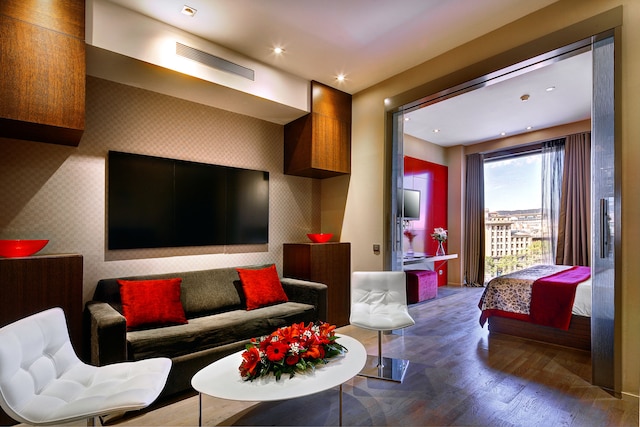 オリヴィア プラザ ホテル