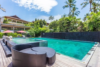 ヴィラ プリ アユ