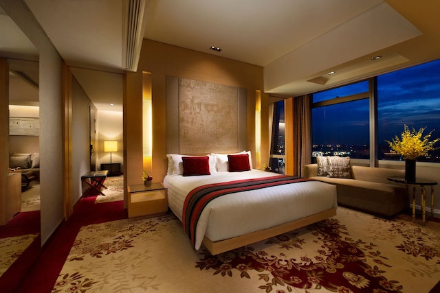 ザ ロンジモント ホテル 上海 (上海竜之夢大酒店)