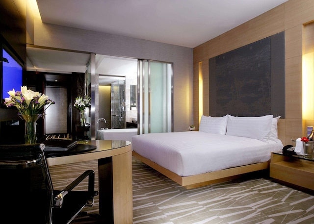 ザ ロンジモント ホテル 上海 (上海竜之夢大酒店)