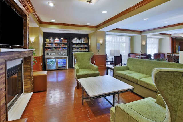 ハンプトン イン コマース ノヴィ