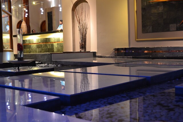 ココ デ メール ホテル ブラック パロット スイーツ