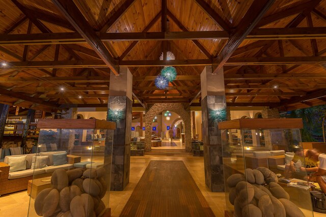 ココ デ メール ホテル ブラック パロット スイーツ