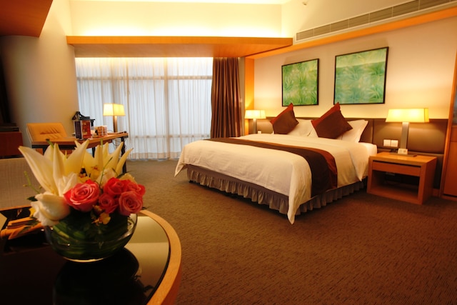 ジャングオ ホテル広州 (广州建国酒店)