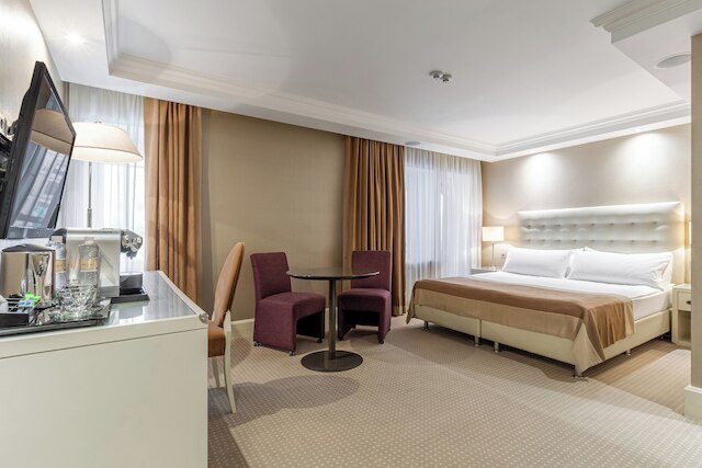 マイダン パレス ホテル