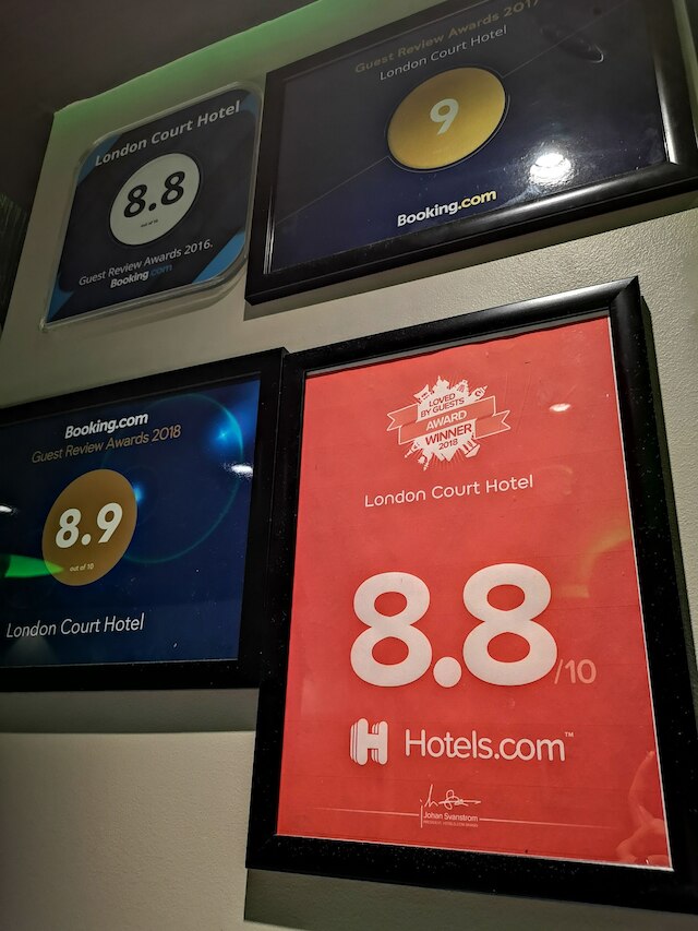 ロンドン コート ホテル