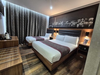 ロンドン コート ホテル