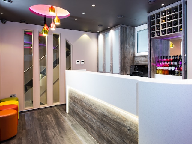 ロンドン コート ホテル