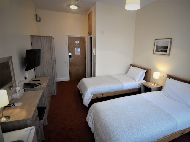 ゲートウェイ ホテル