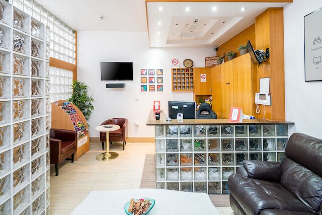 OYO アビー  ホテル ロンドン シェパーズ ブッシュ マーケット