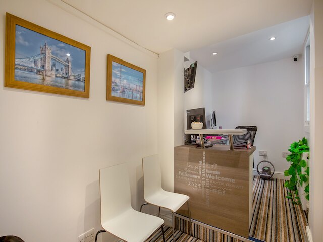 OYO  ベイカーズ  ホテル ロンドン ビクトリア