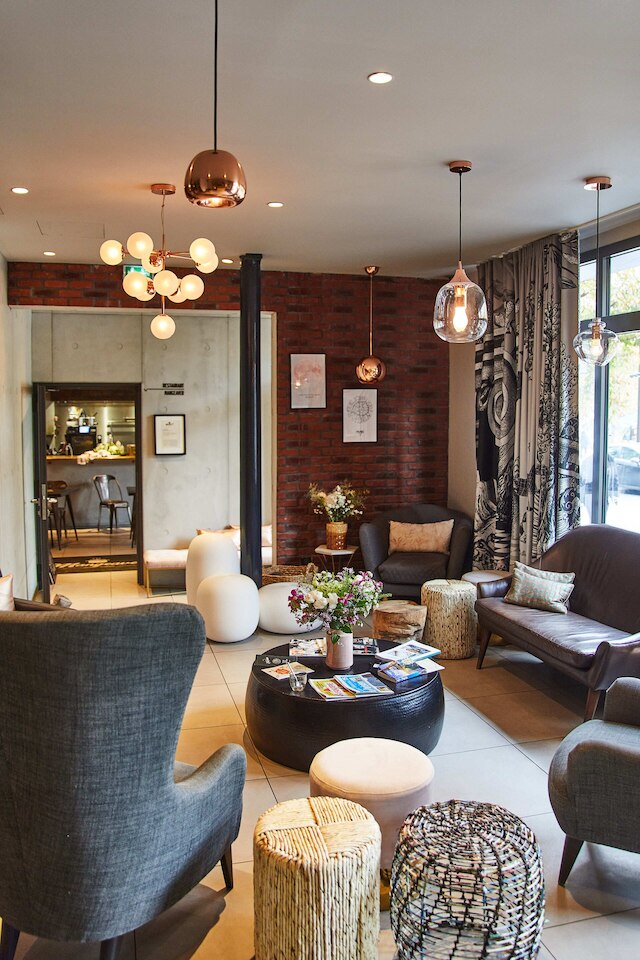 マドリガル ホテル