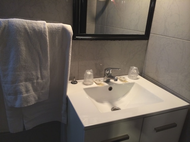 ヒポテル パリ ヴォルテール バスティーユ