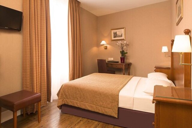 セントラル ホテル パリ