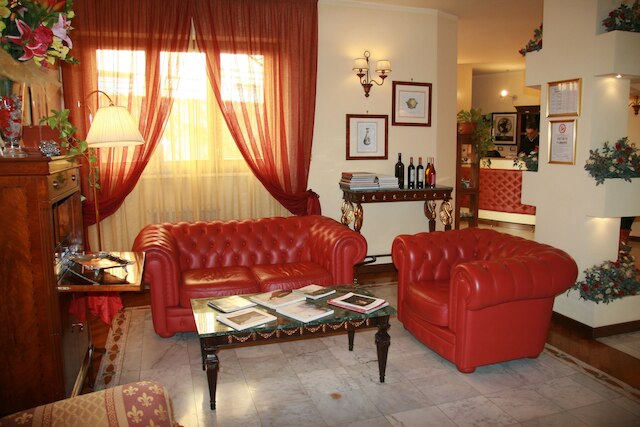 ホテル アレッサンドロ デラ スピナ