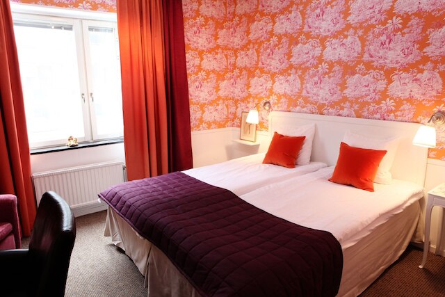 リラ ラドマネン