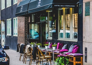 リラ ラドマネン