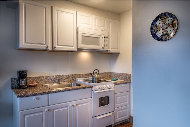 ホテル ペッパー ツリー アナハイム - キッチン スタジオズ - アナハイム