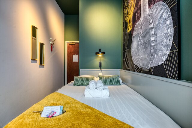 ホテル アレクサンダー