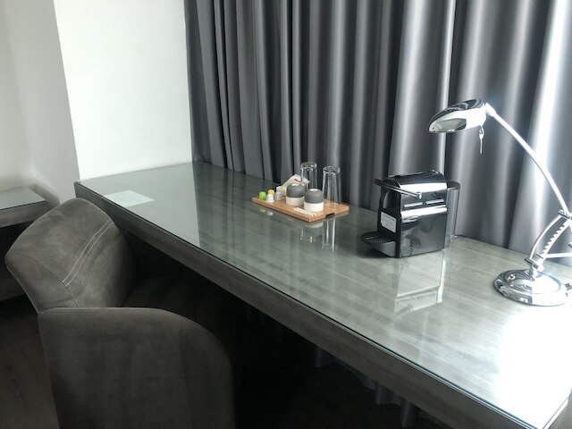 ウィ ホテル アエロプエルト