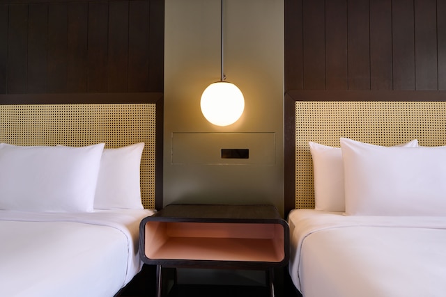 ホテル リニュー