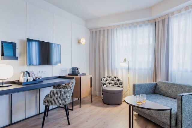 モリーナ ラリオ ホテル