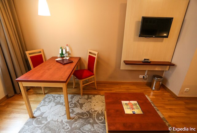 EA ホテル ジュリス