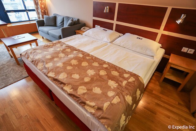 EA ホテル ジュリス