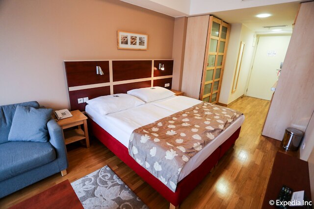 EA ホテル ジュリス