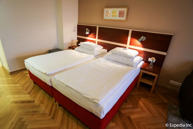 EA ホテル ジュリス