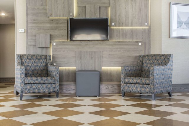 コンフォート イン フォールスビュー