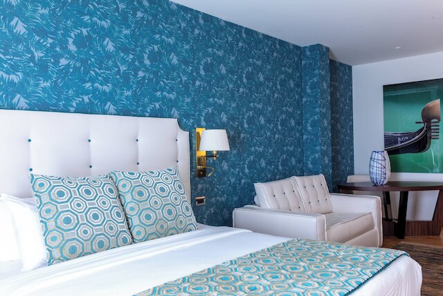 コートヤード・バイ・マリオット・ベニス・エアポート