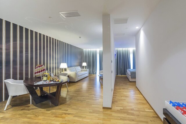 コートヤード・バイ・マリオット・ベニス・エアポート