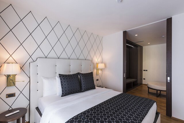 コートヤード・バイ・マリオット・ベニス・エアポート