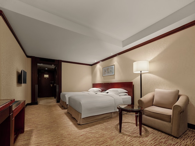 ポリー プラザ ホテル