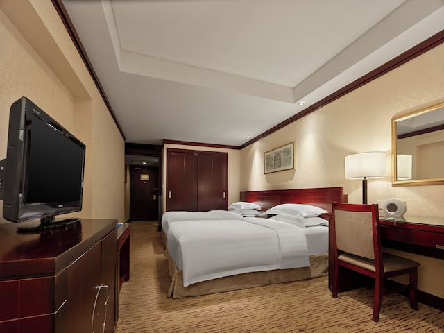 ポリー プラザ ホテル