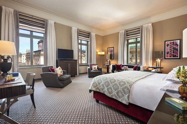 ホテル デ ローマ ベルリン