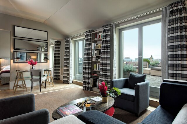 ホテル デ ローマ ベルリン