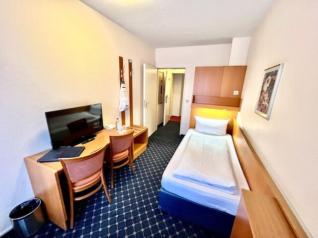 エルブリュッケン ホテル